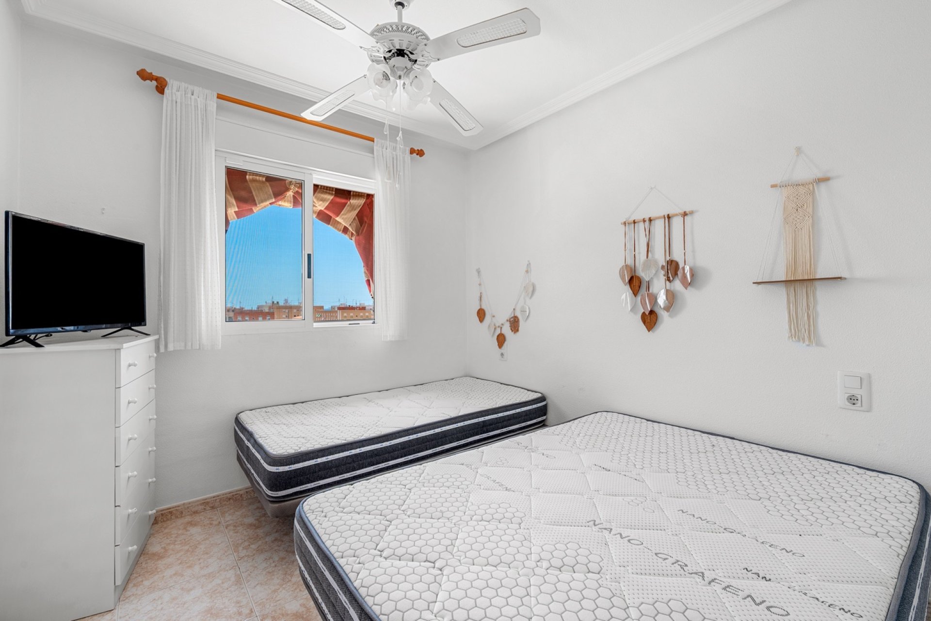 Resale - Apartment / flat -
Santa Pola - Santa Pola - Town