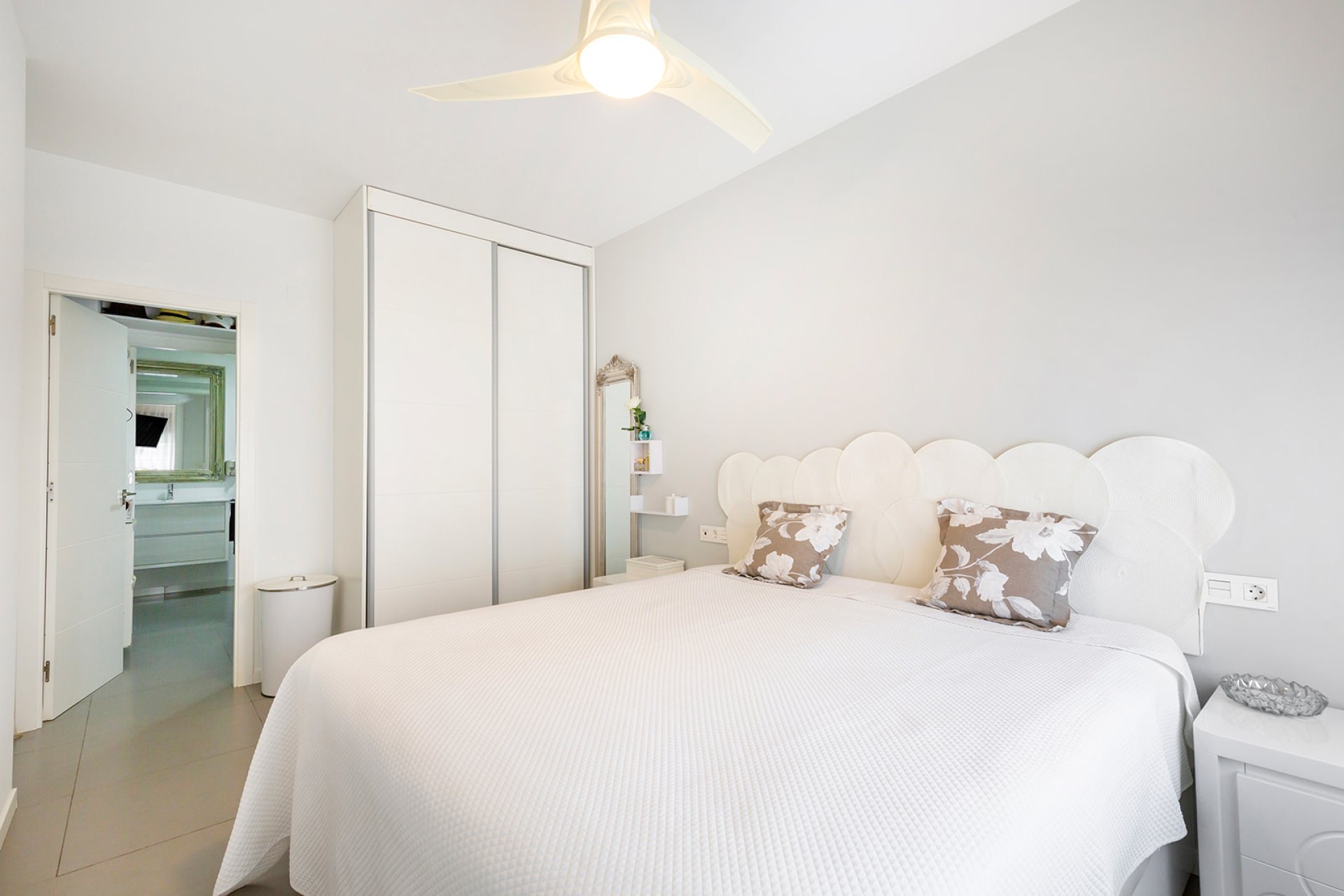 Resale - Apartment / flat -
Torre de La Horadada - Torre de La Horadada - Town