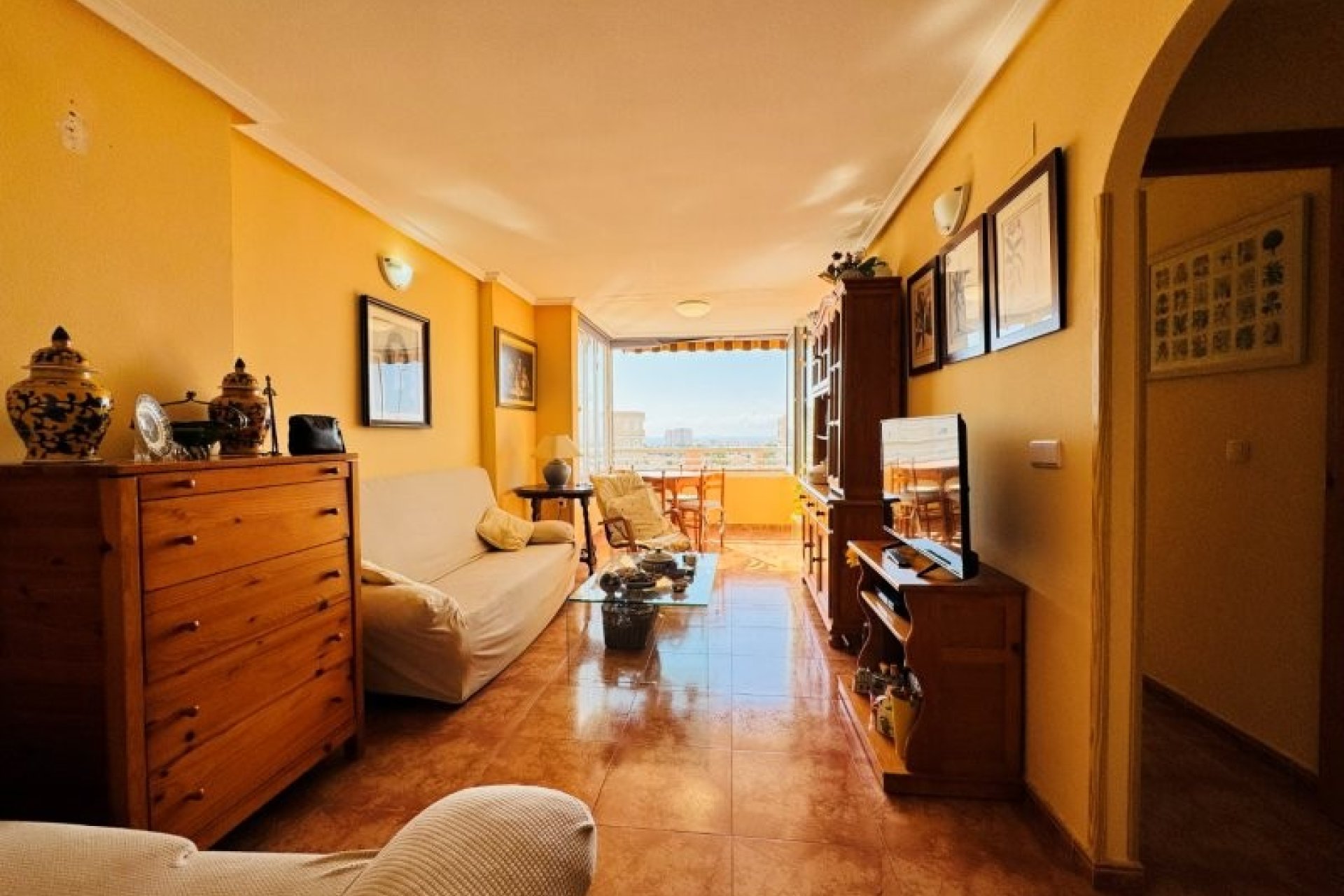 Resale - Apartment / flat -
Torrevieja - Aguas nuevas 1