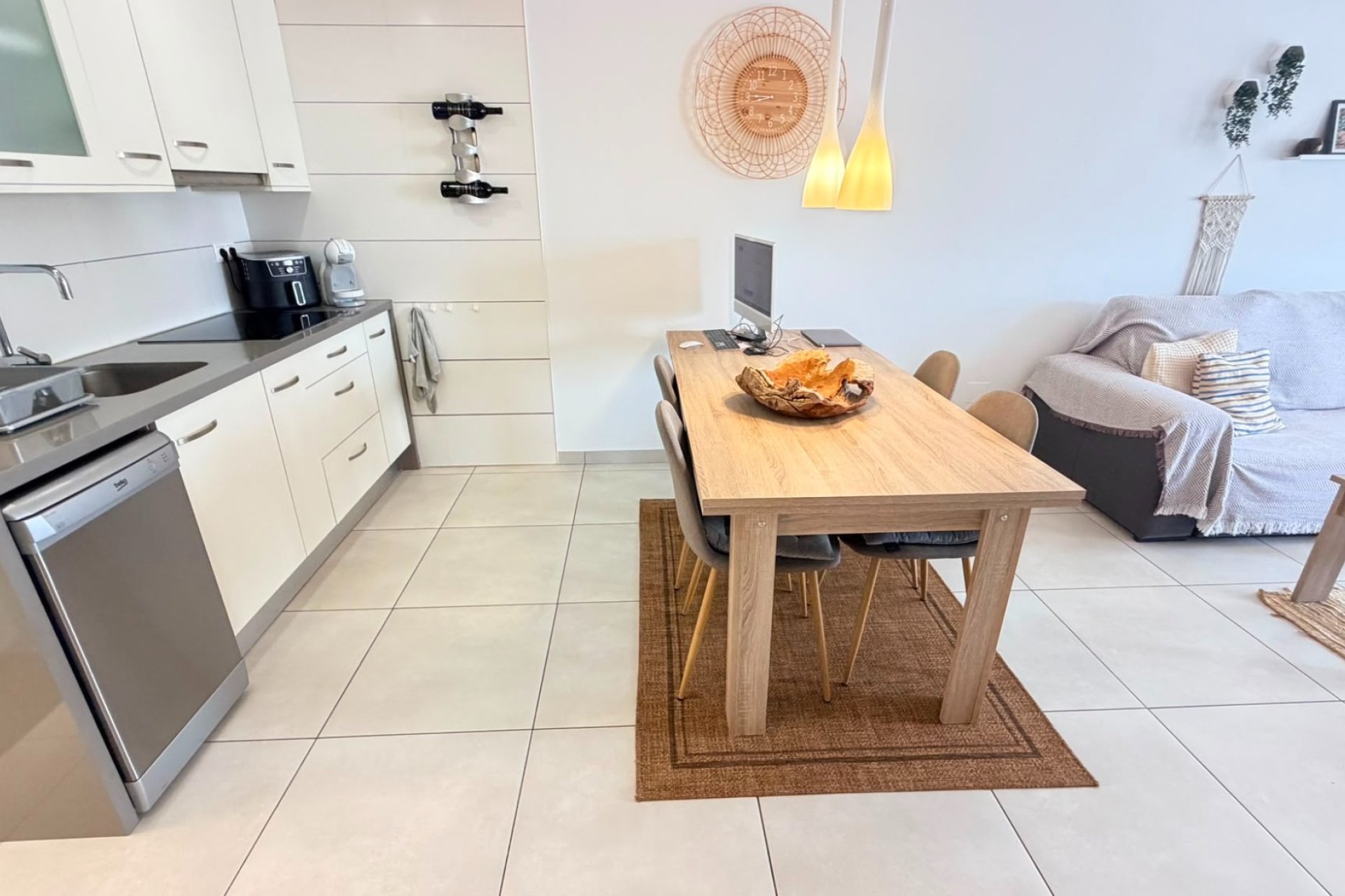 Resale - Apartment / flat -
Torrevieja - Aguas Nuevas