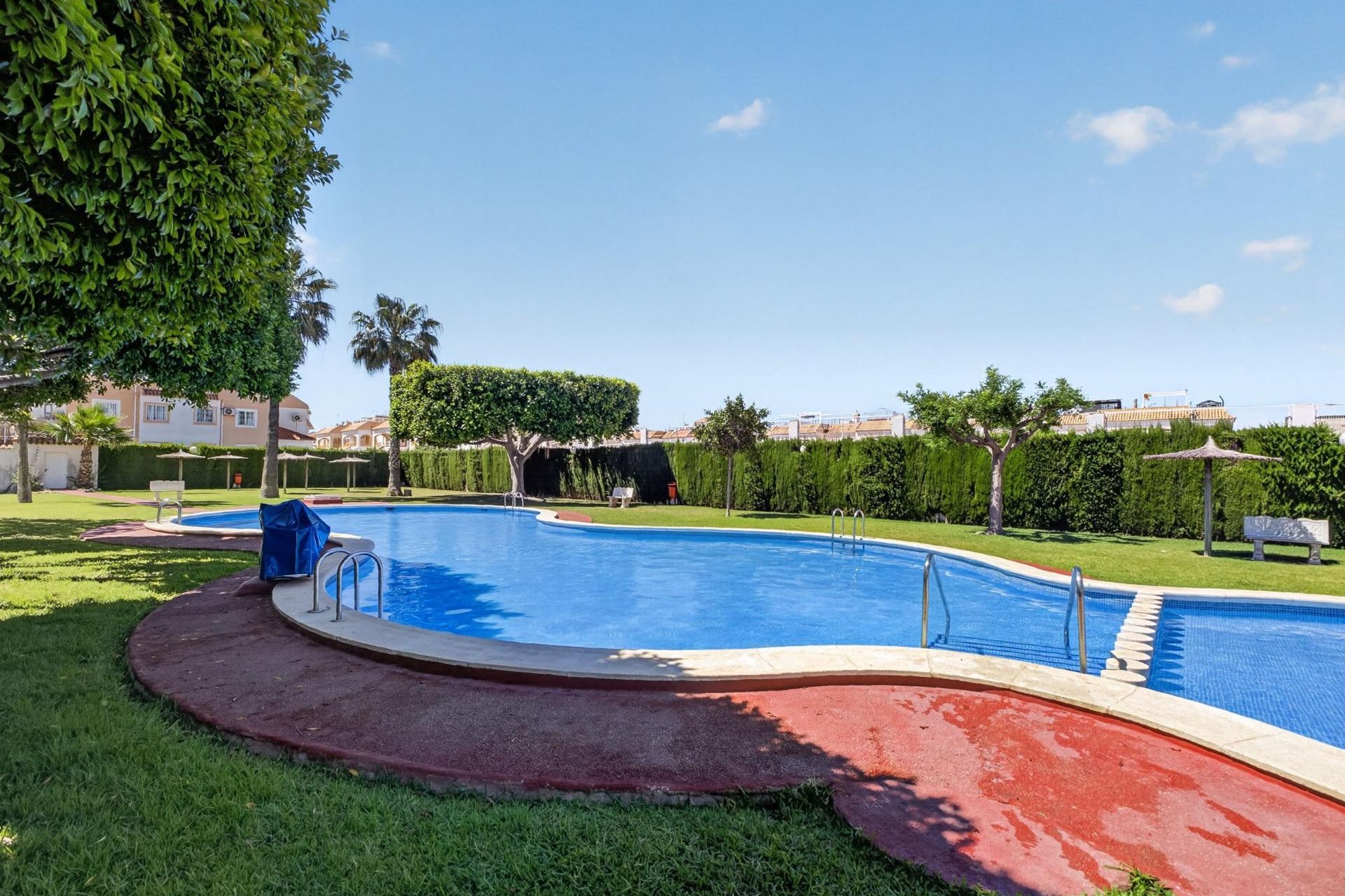 Resale - Apartment / flat -
Torrevieja - Altos del Limonar