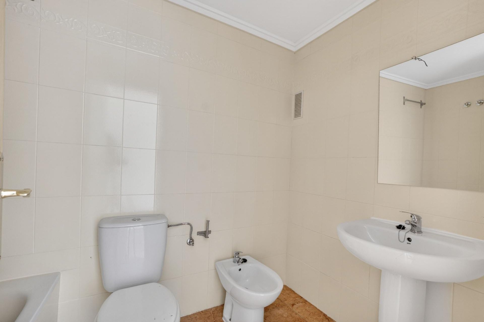 Resale - Apartment / flat -
Torrevieja - Altos del Limonar