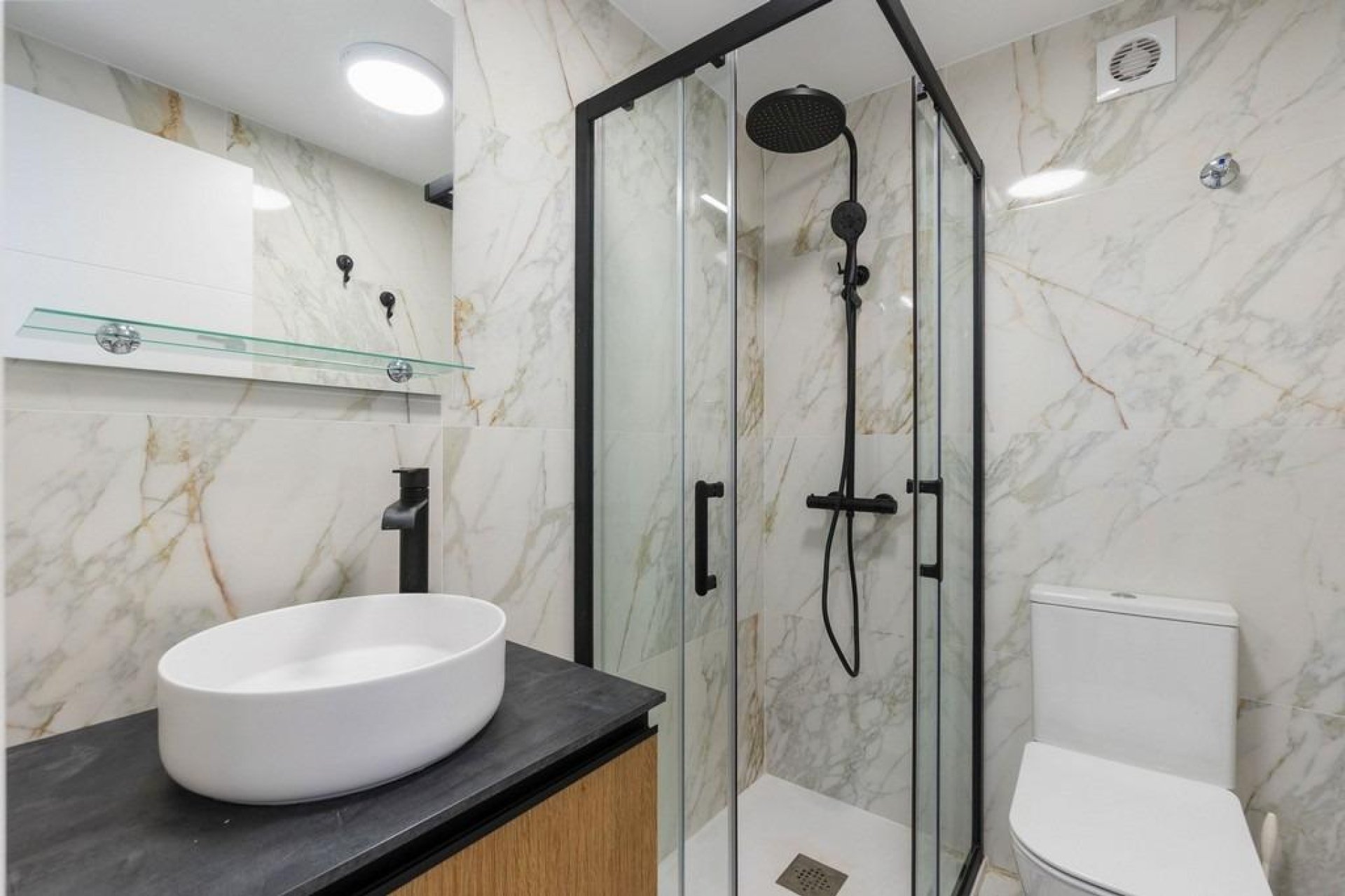 Resale - Apartment / flat -
Torrevieja - Cabo cervera