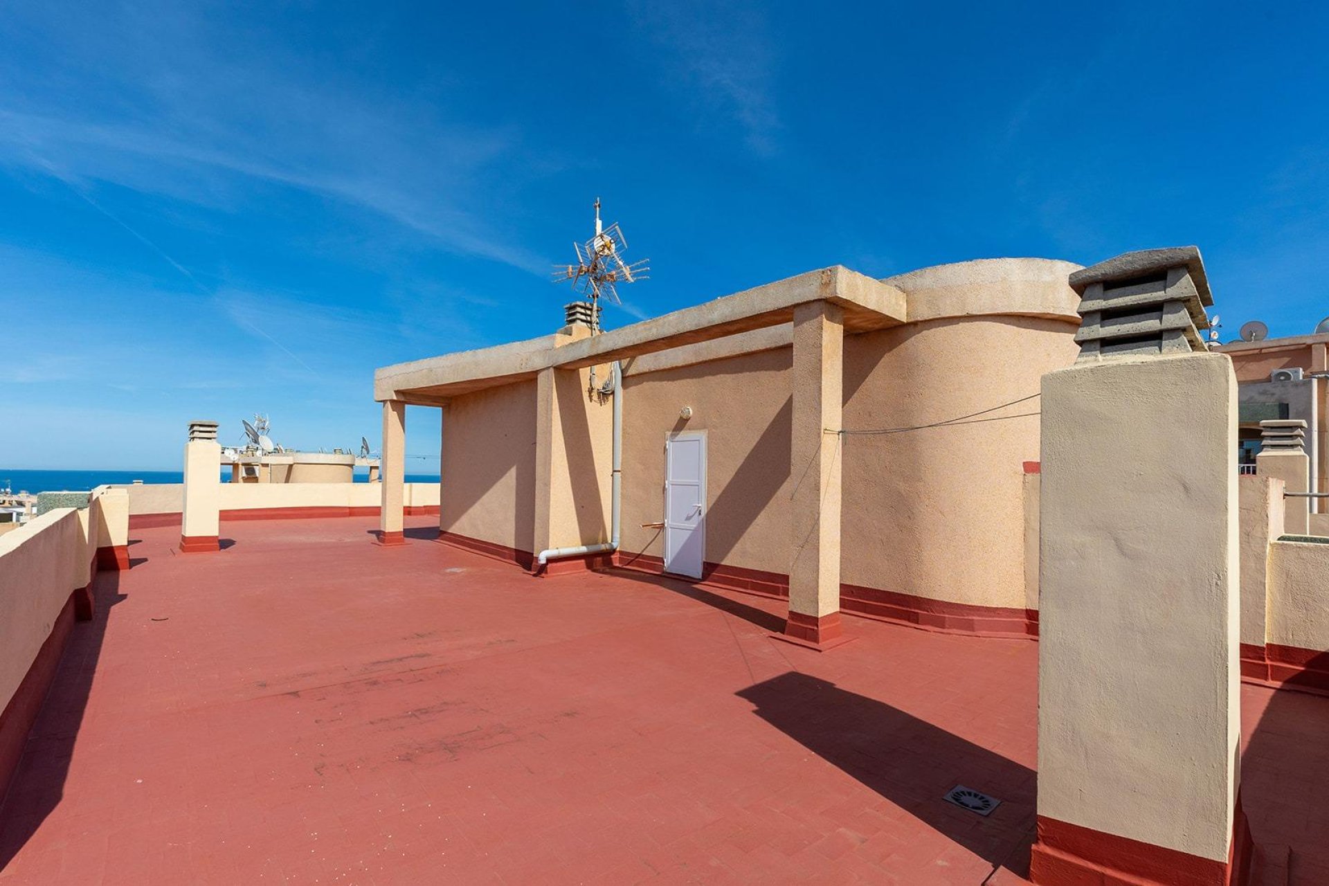 Resale - Apartment / flat -
Torrevieja - Cabo cervera