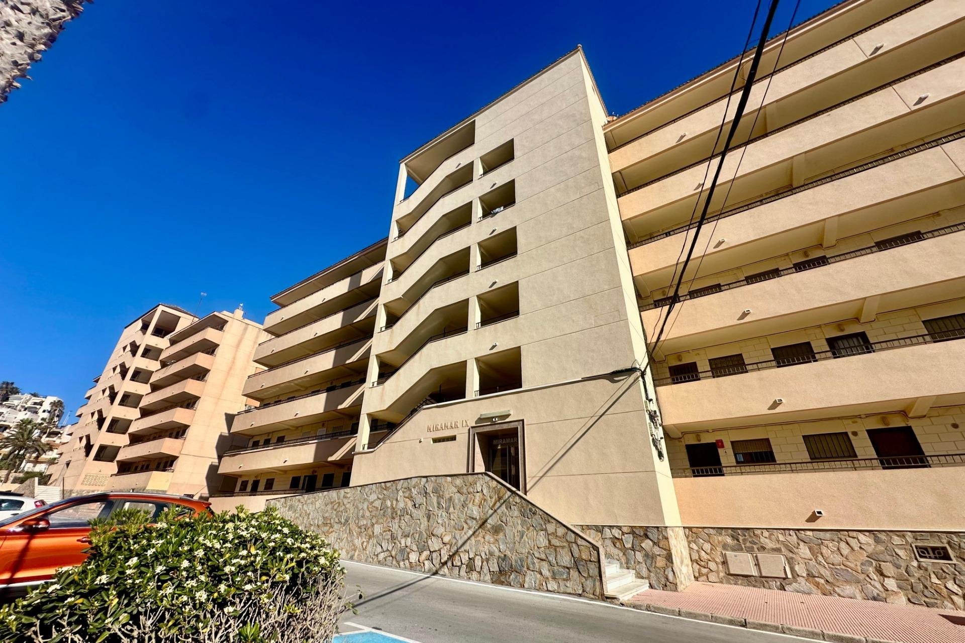 Resale - Apartment / flat -
Torrevieja - Cabo cervera