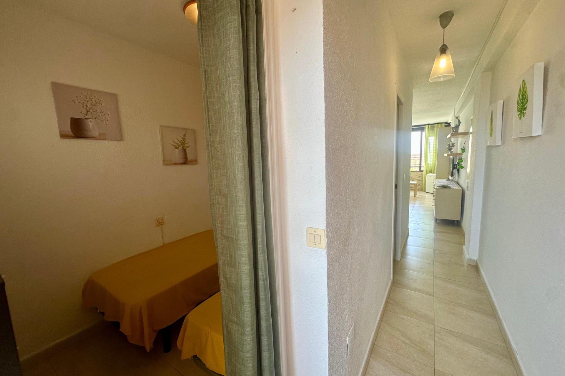 Resale - Apartment / flat -
Torrevieja - Cabo cervera