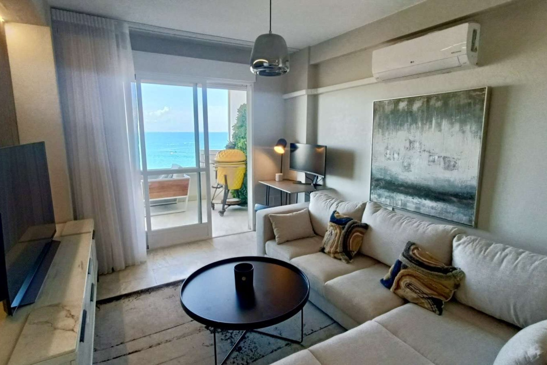 Resale - Apartment / flat -
Torrevieja - Cabo Cervera