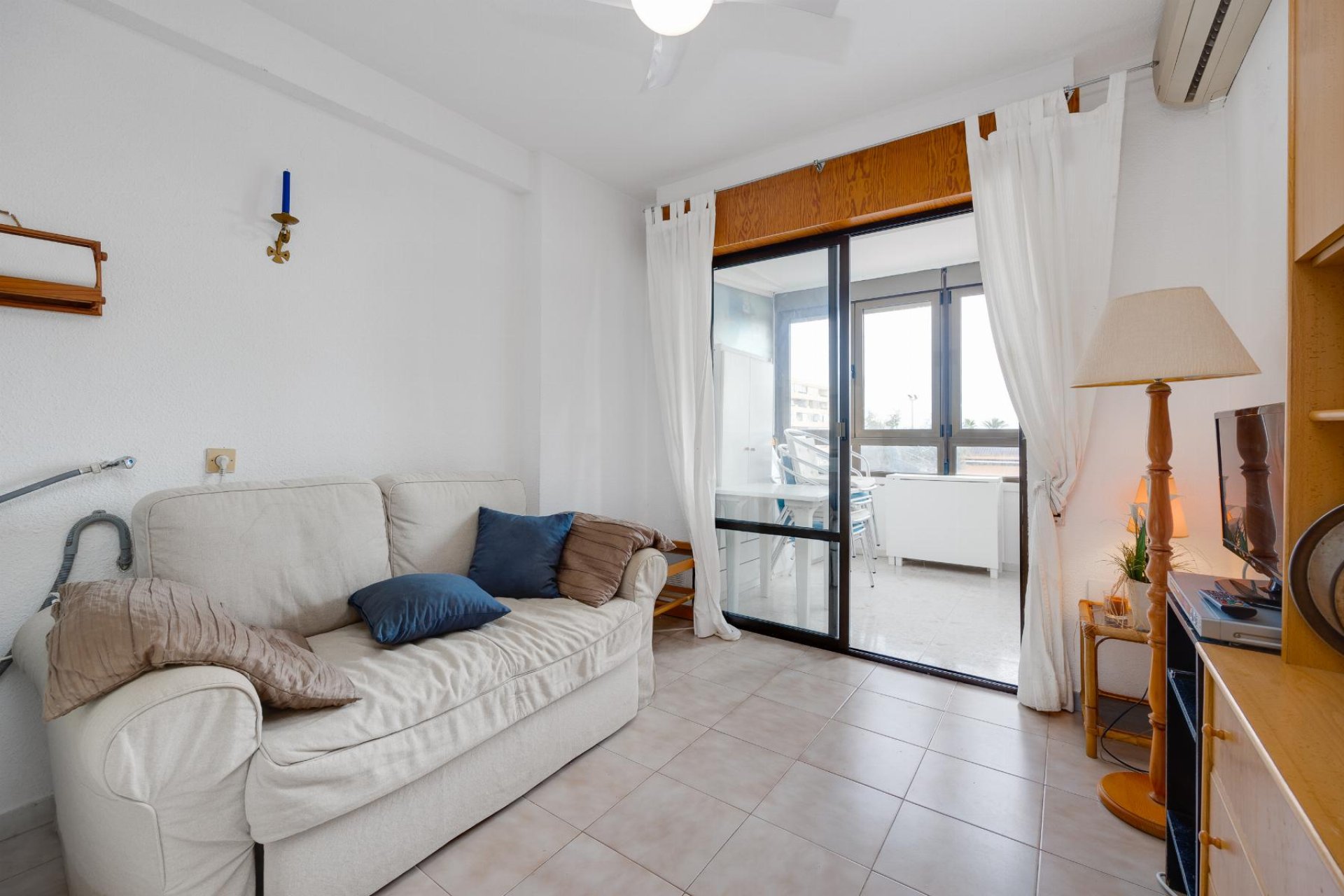 Resale - Apartment / flat -
Torrevieja - Cabo cervera