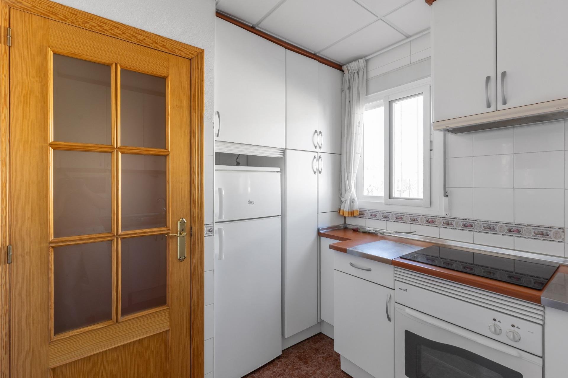 Resale - Apartment / flat -
Torrevieja - Centro