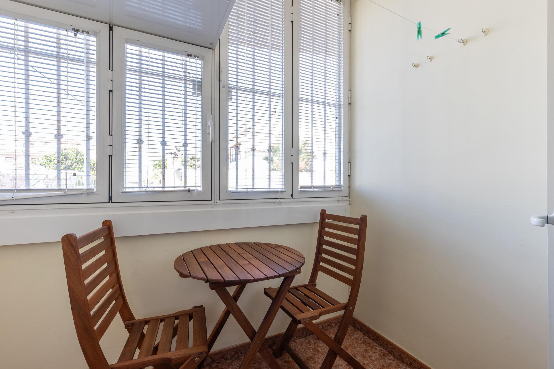 Resale - Apartment / flat -
Torrevieja - Centro