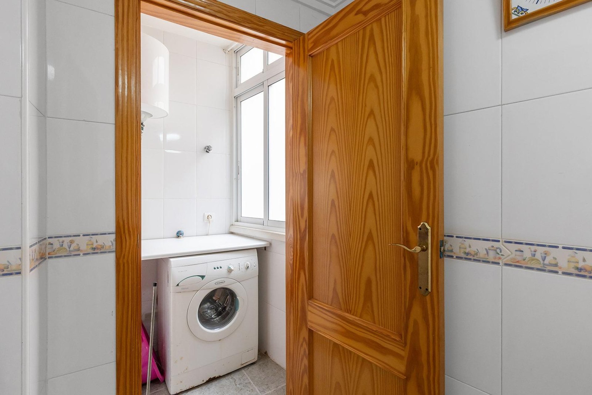 Resale - Apartment / flat -
Torrevieja - Centro