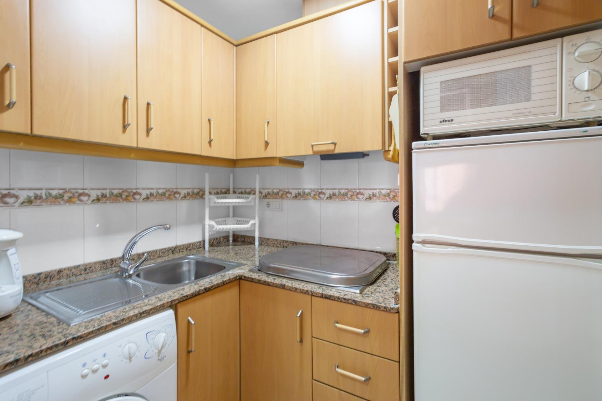 Resale - Apartment / flat -
Torrevieja - Centro