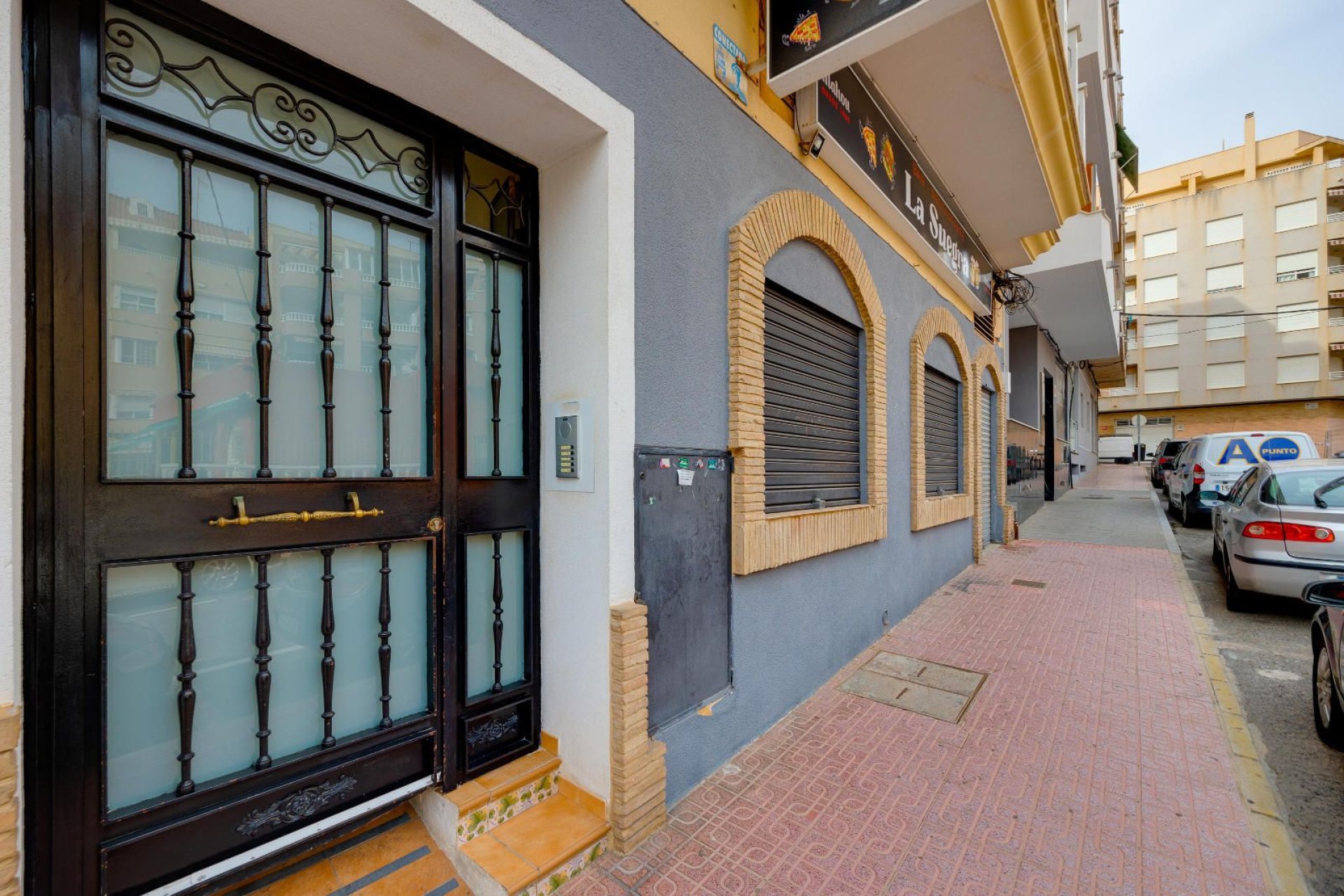 Resale - Apartment / flat -
Torrevieja - Centro