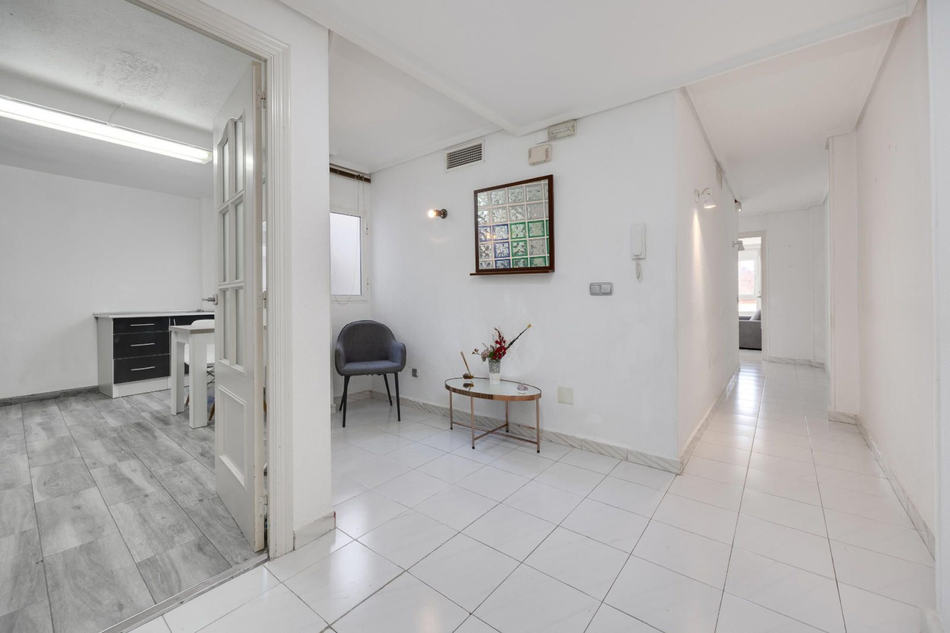 Resale - Apartment / flat -
Torrevieja - Centro