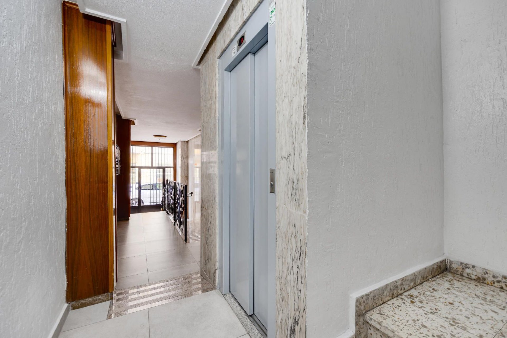 Resale - Apartment / flat -
Torrevieja - Centro