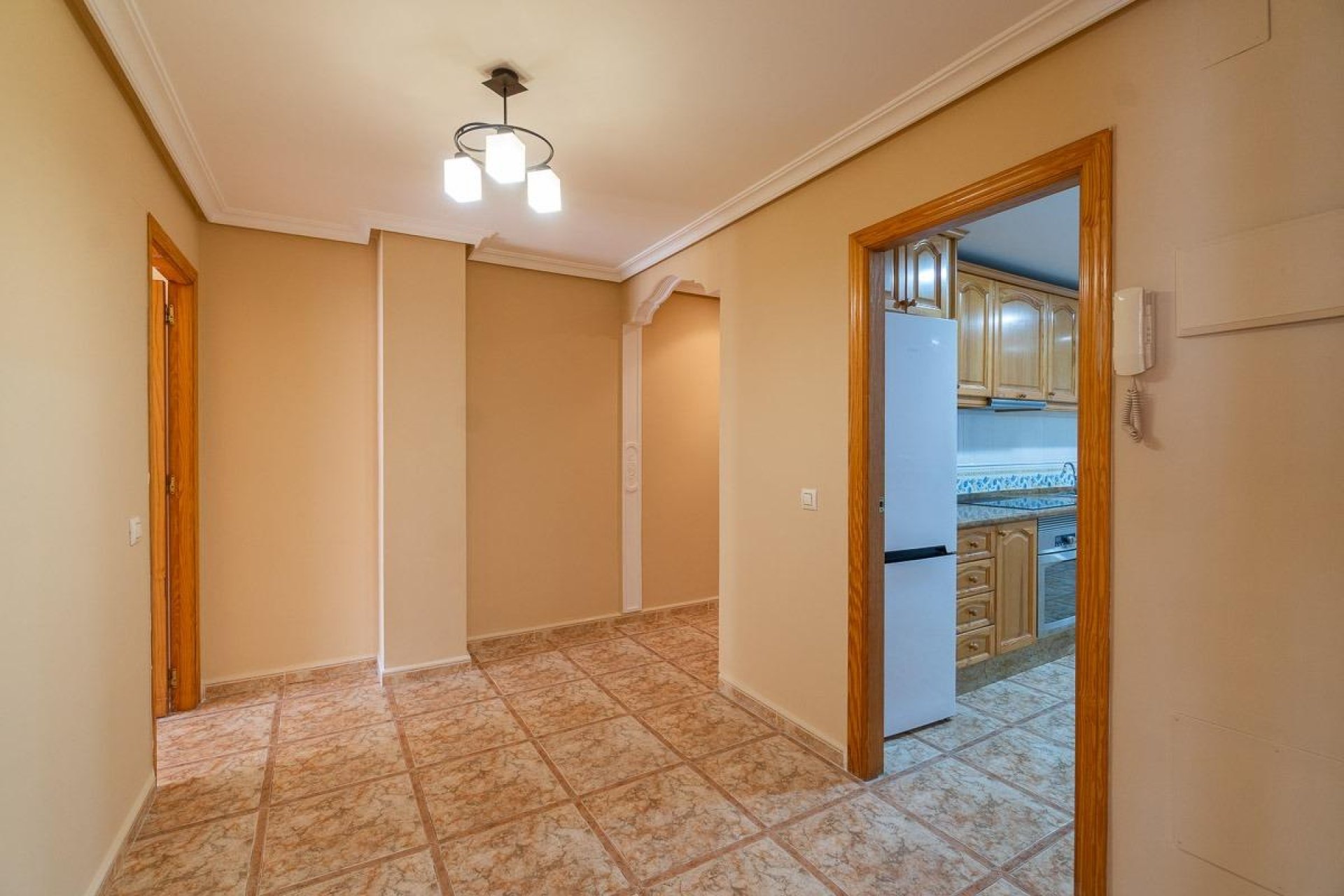 Resale - Apartment / flat -
Torrevieja - Centro