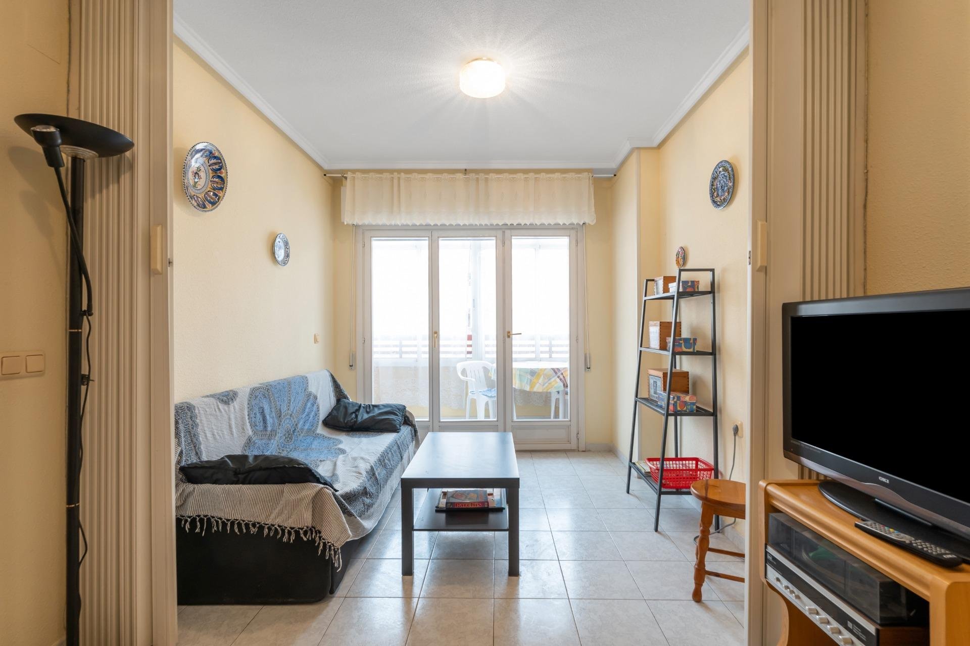 Resale - Apartment / flat -
Torrevieja - Centro