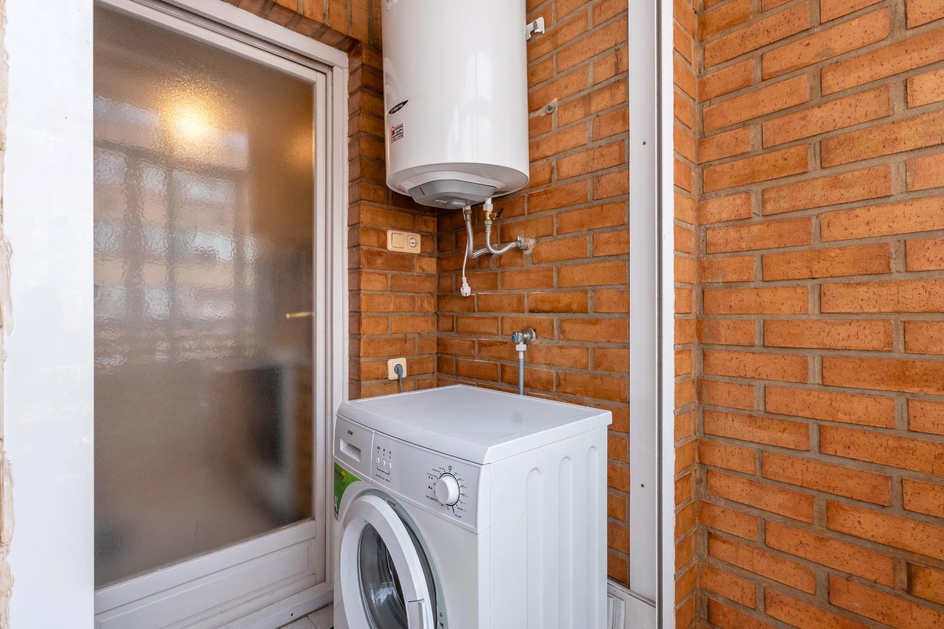 Resale - Apartment / flat -
Torrevieja - Centro