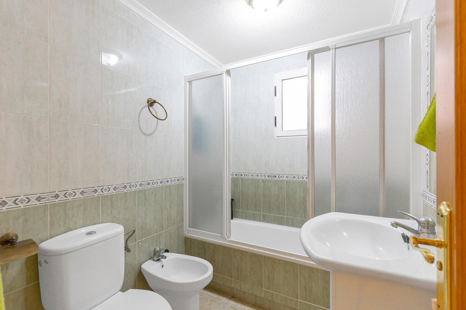 Resale - Apartment / flat -
Torrevieja - Centro