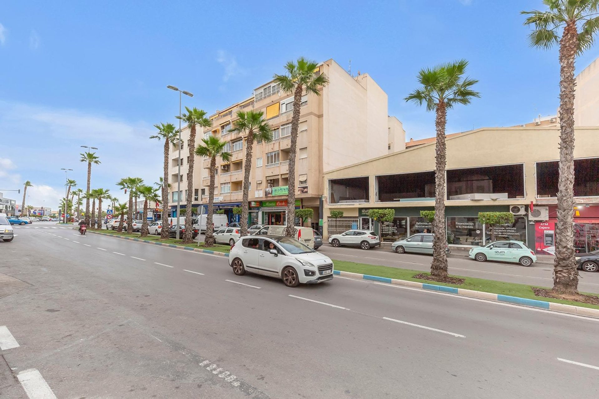 Resale - Apartment / flat -
Torrevieja - Centro