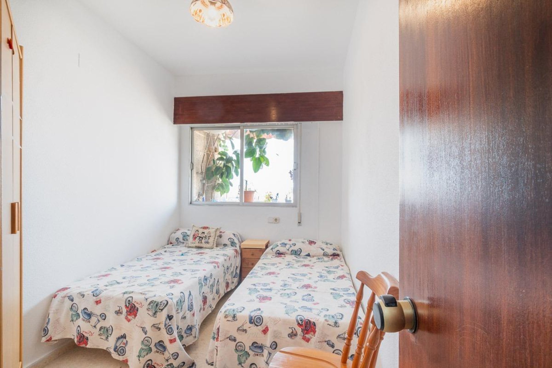 Resale - Apartment / flat -
Torrevieja - Centro