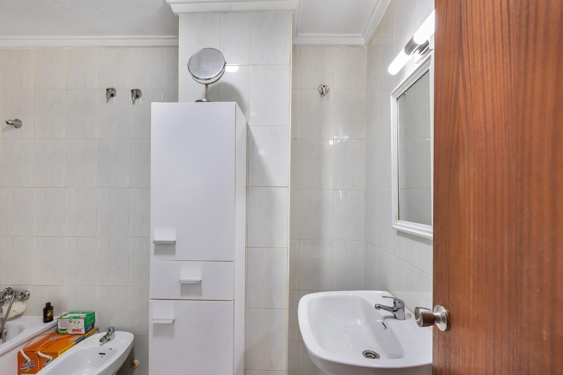 Resale - Apartment / flat -
Torrevieja - Centro