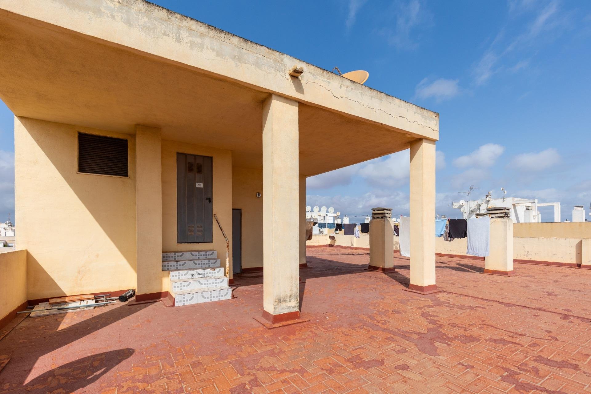 Resale - Apartment / flat -
Torrevieja - Centro