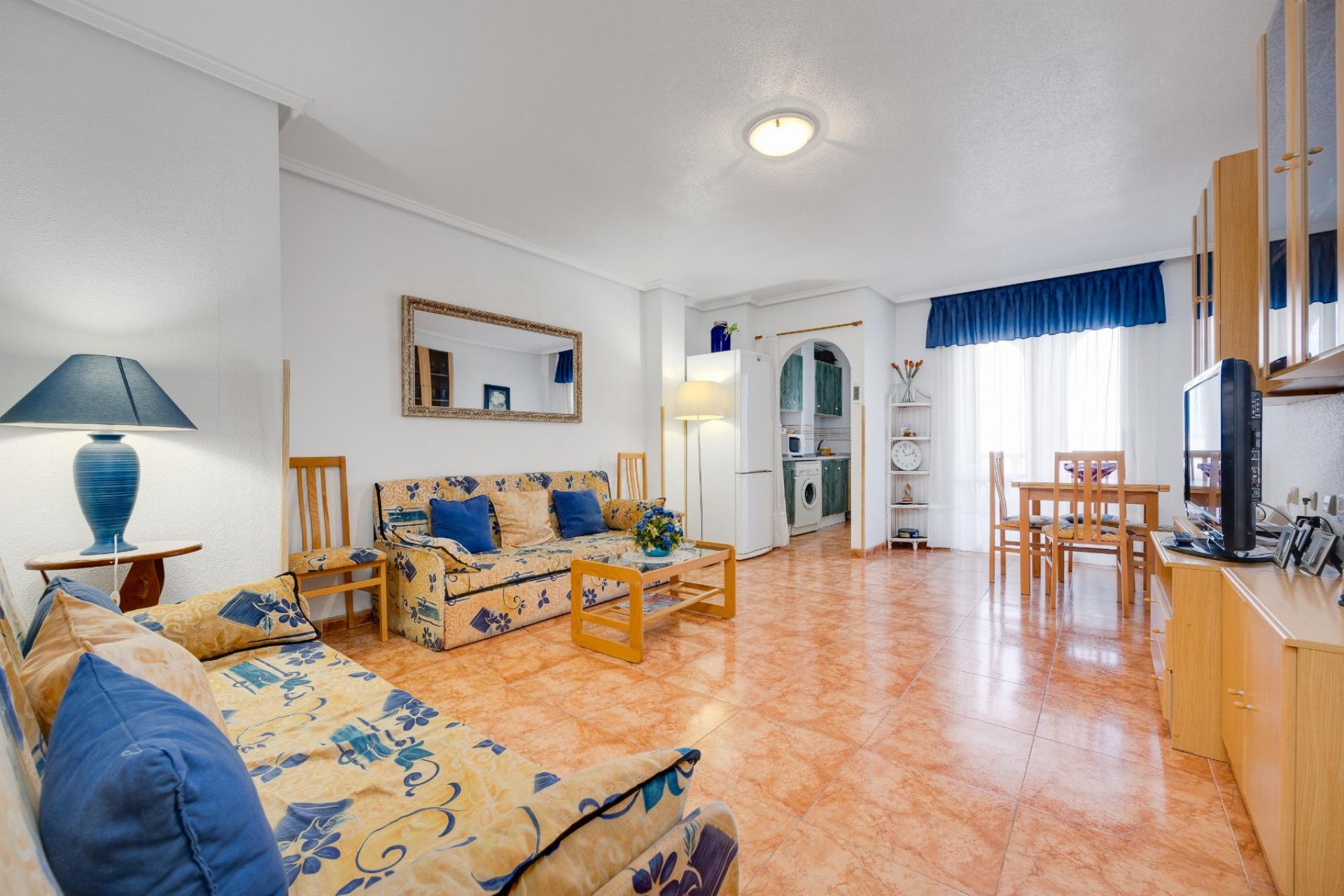 Resale - Apartment / flat -
Torrevieja - Centro