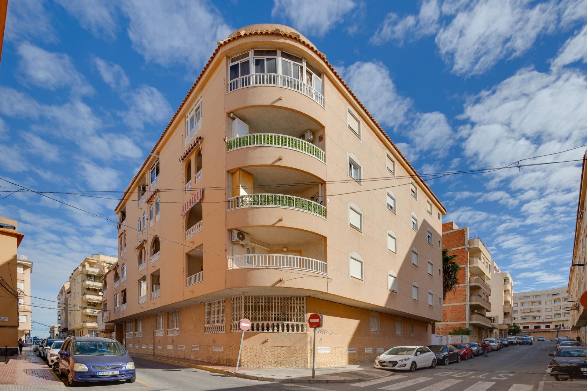 Resale - Apartment / flat -
Torrevieja - Centro