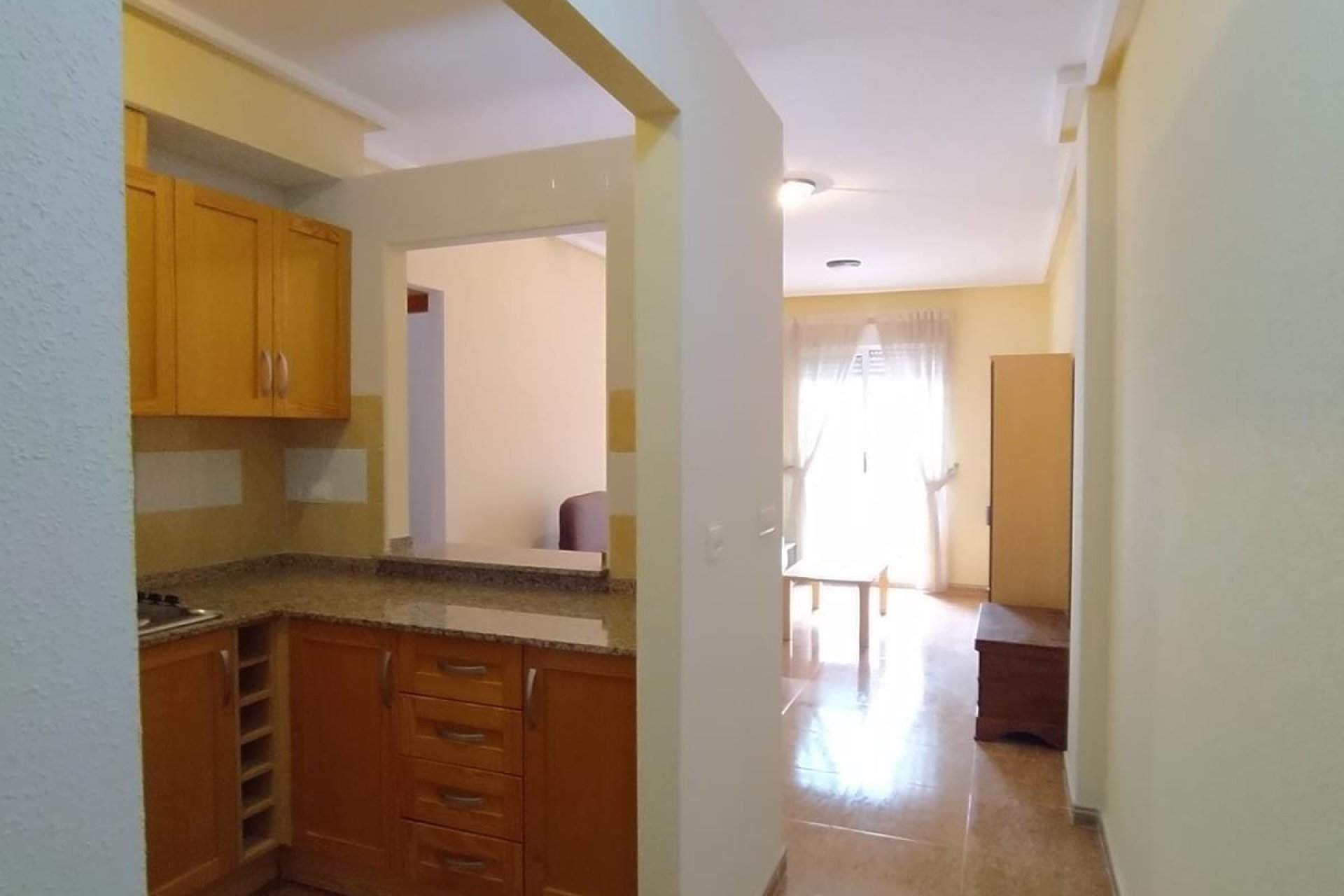 Resale - Apartment / flat -
Torrevieja - Centro