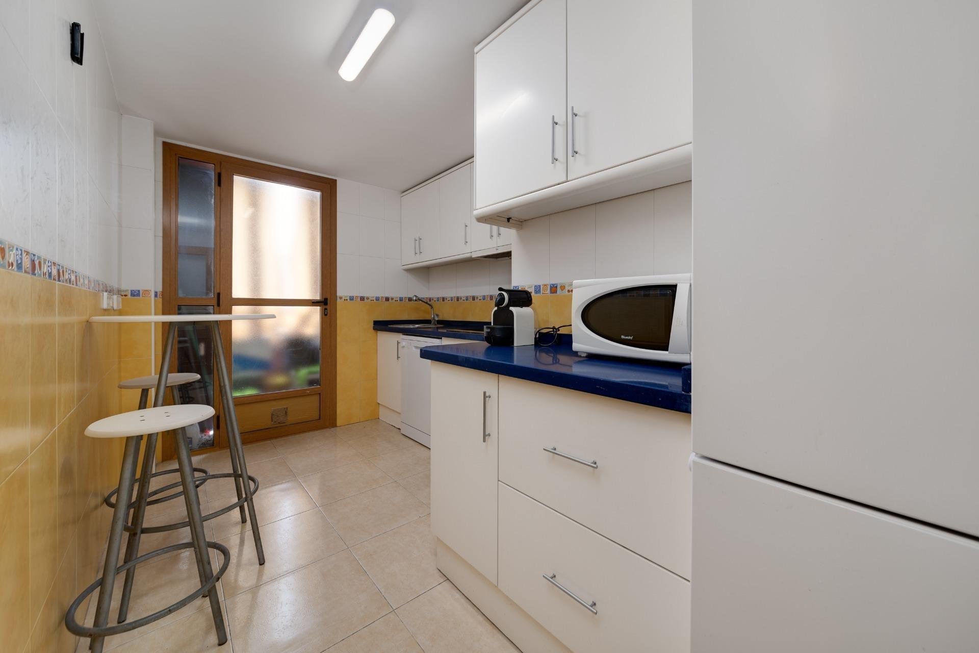 Resale - Apartment / flat -
Torrevieja - Centro