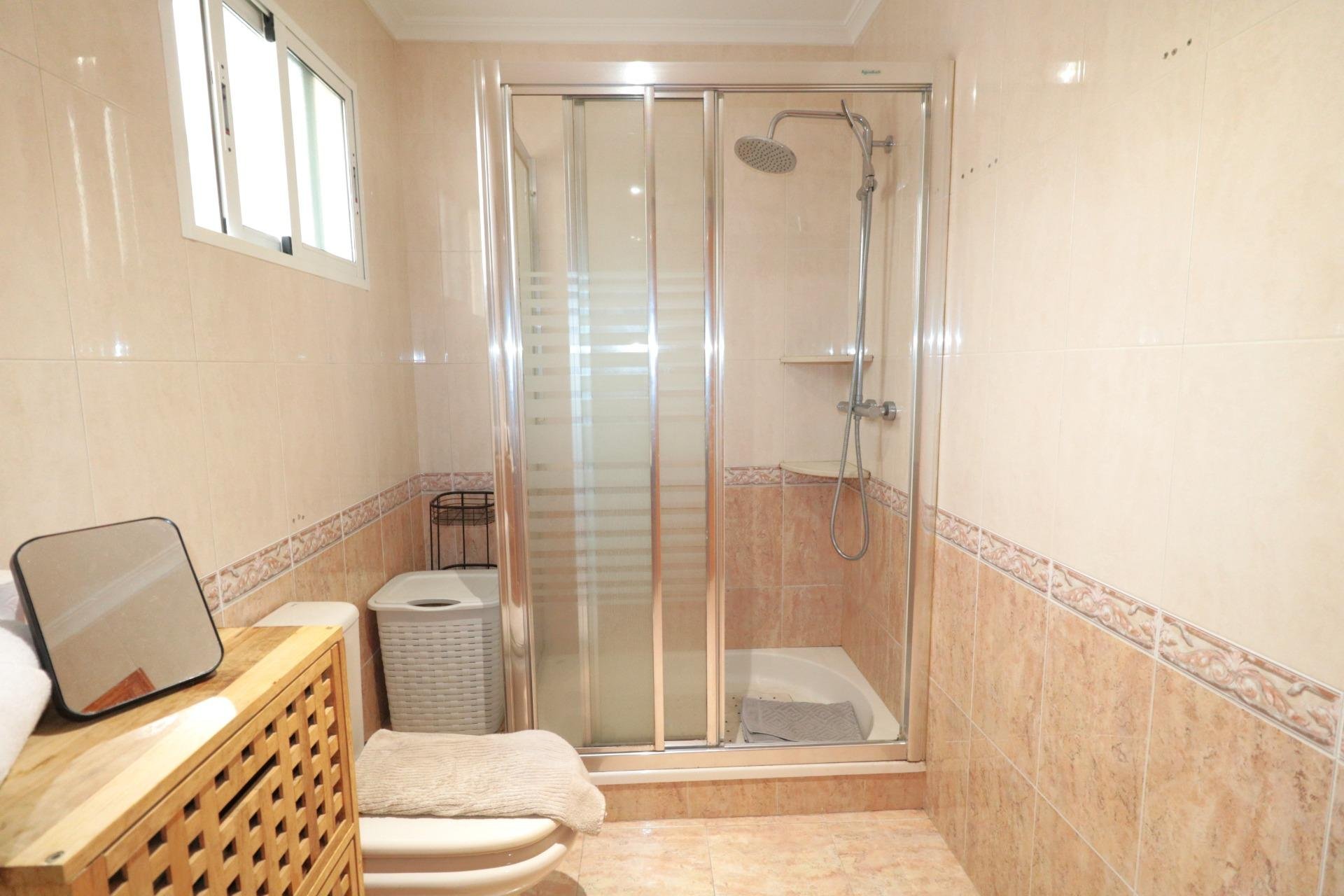 Resale - Apartment / flat -
Torrevieja - Centro