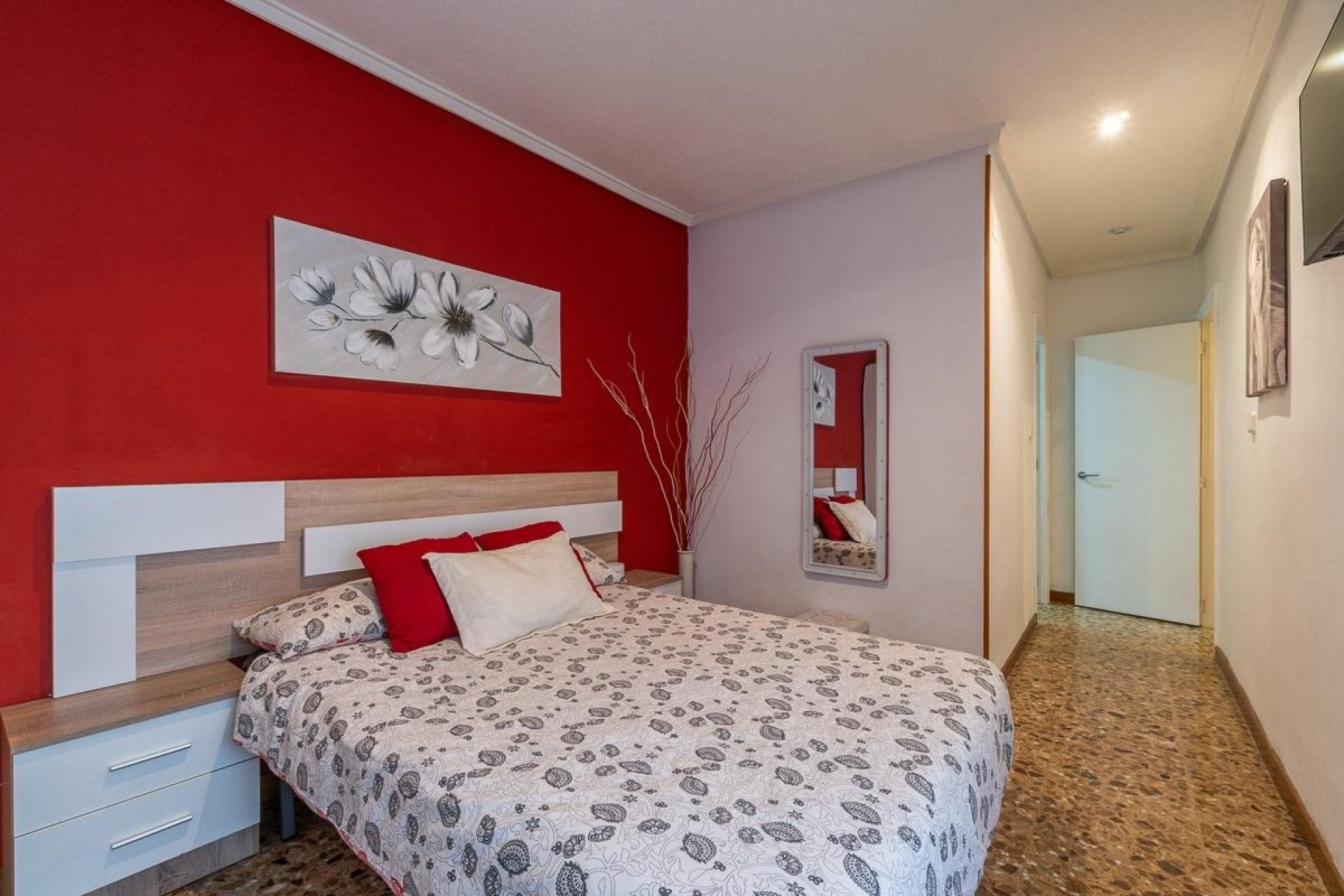 Resale - Apartment / flat -
Torrevieja - Centro