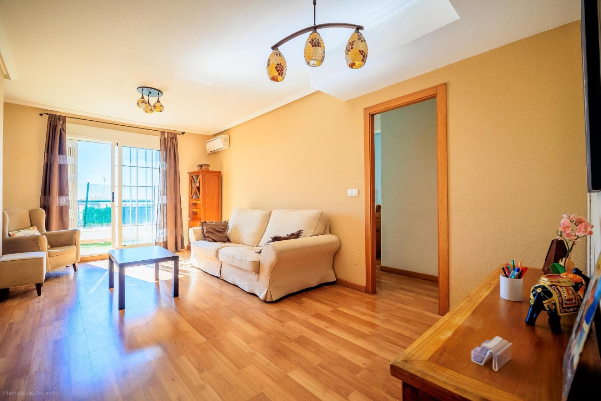 Resale - Apartment / flat -
Torrevieja - Centro