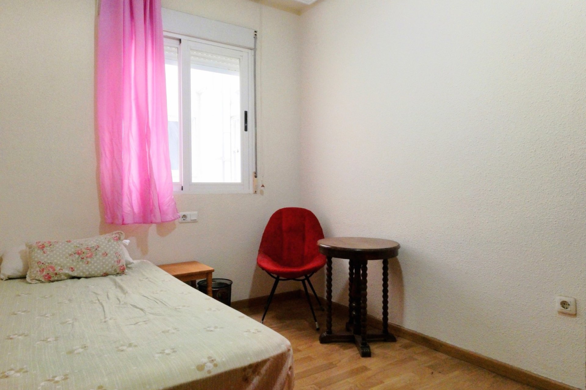 Resale - Apartment / flat -
Torrevieja - Centro