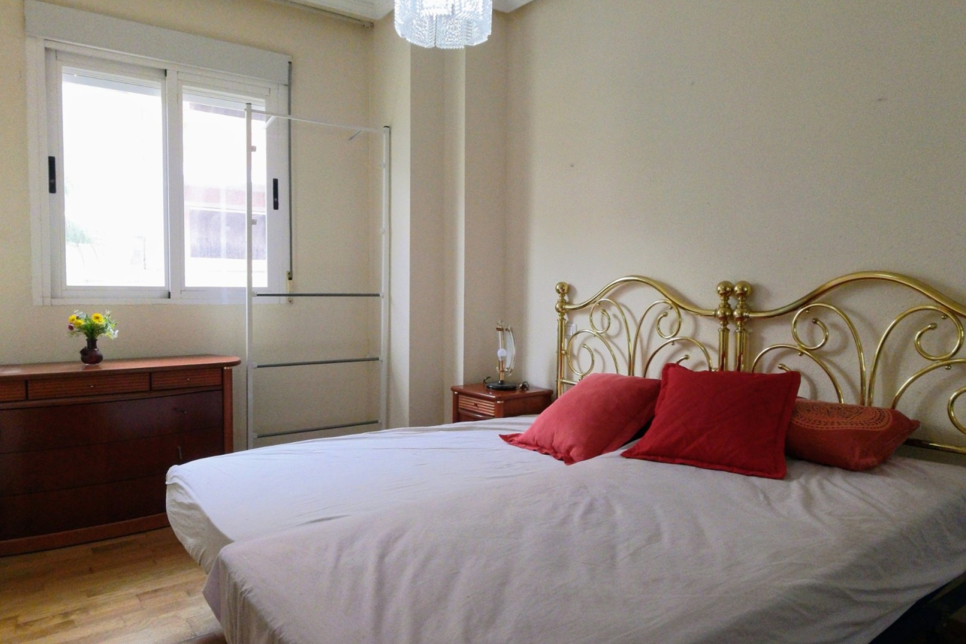 Resale - Apartment / flat -
Torrevieja - Centro