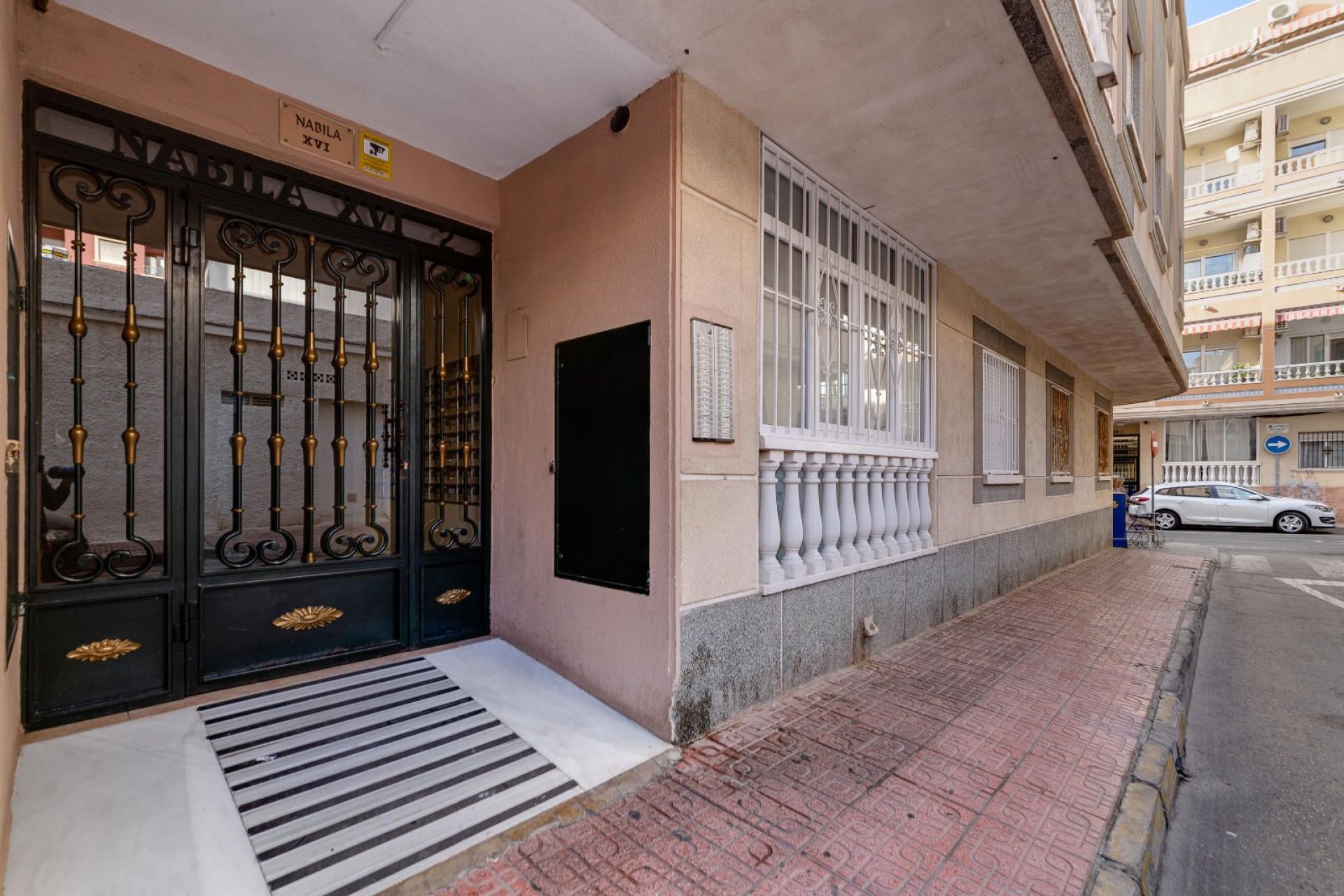 Resale - Apartment / flat -
Torrevieja - Centro