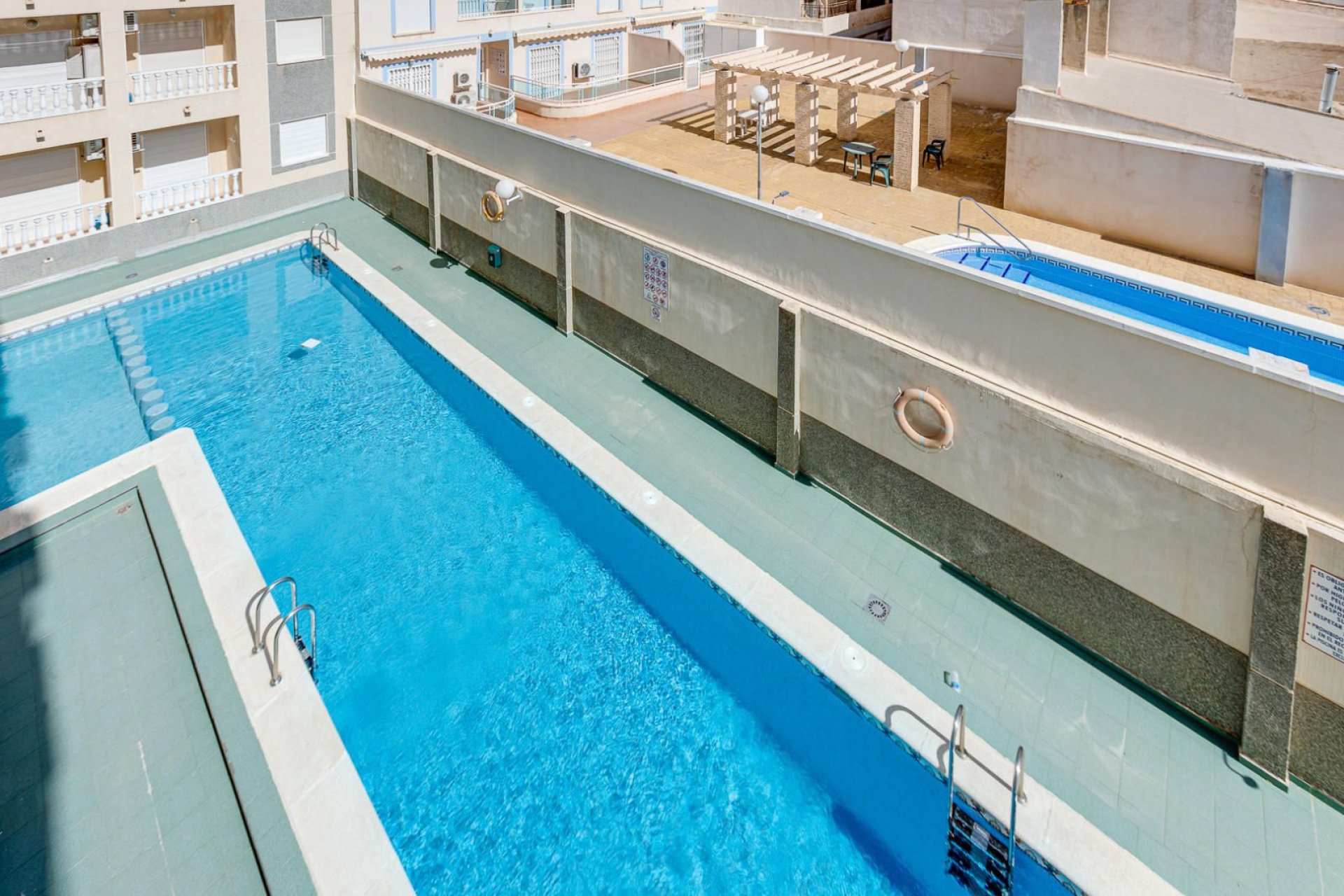 Resale - Apartment / flat -
Torrevieja - Centro