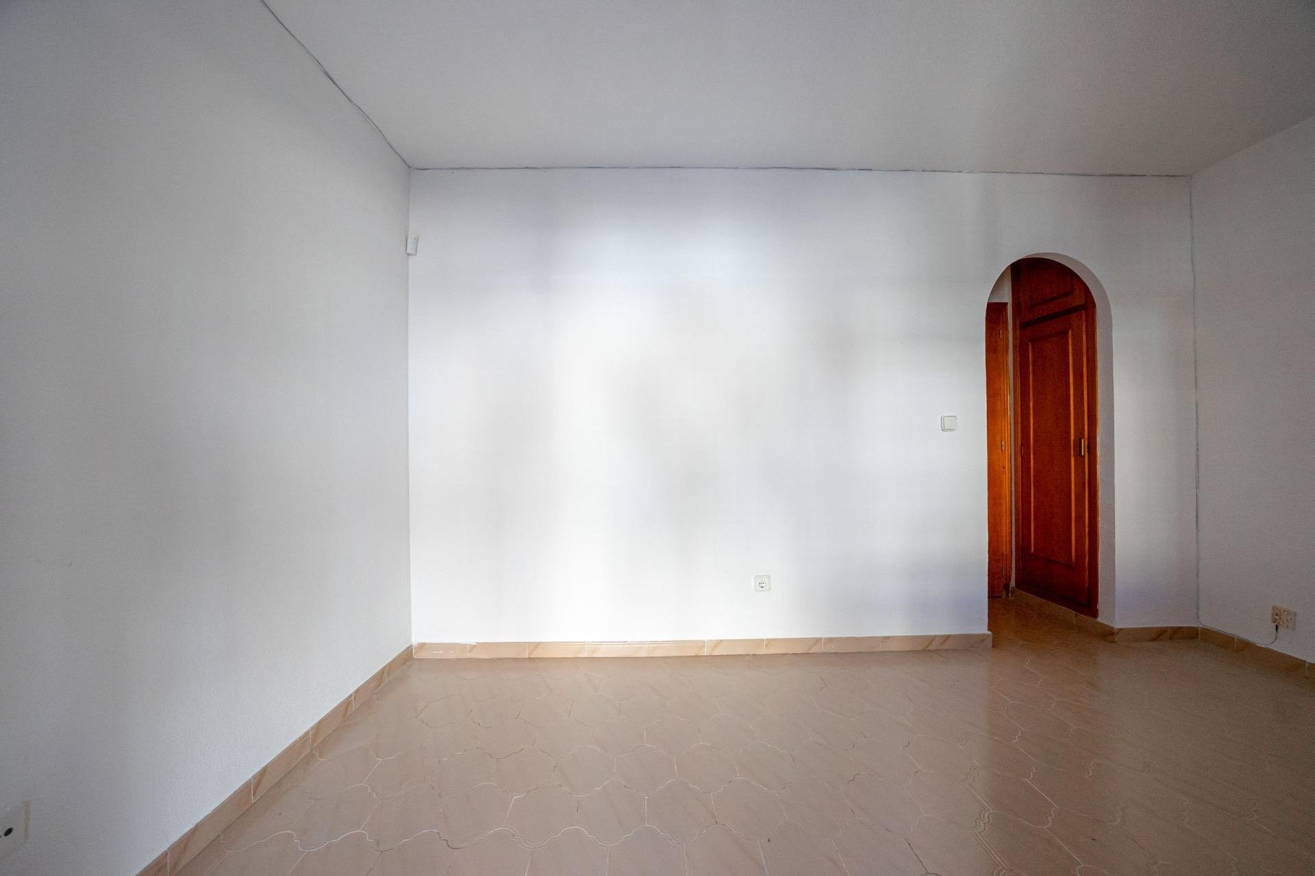 Resale - Apartment / flat -
Torrevieja - El Chaparral