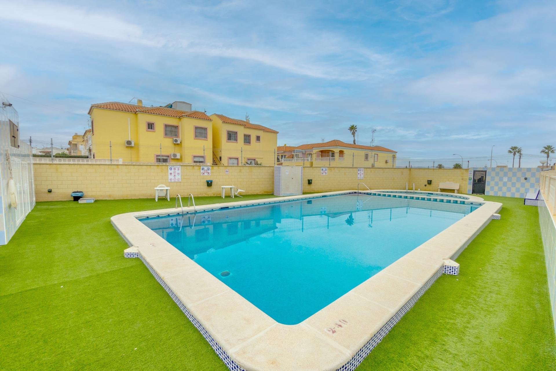 Resale - Apartment / flat -
Torrevieja - El Chaparral