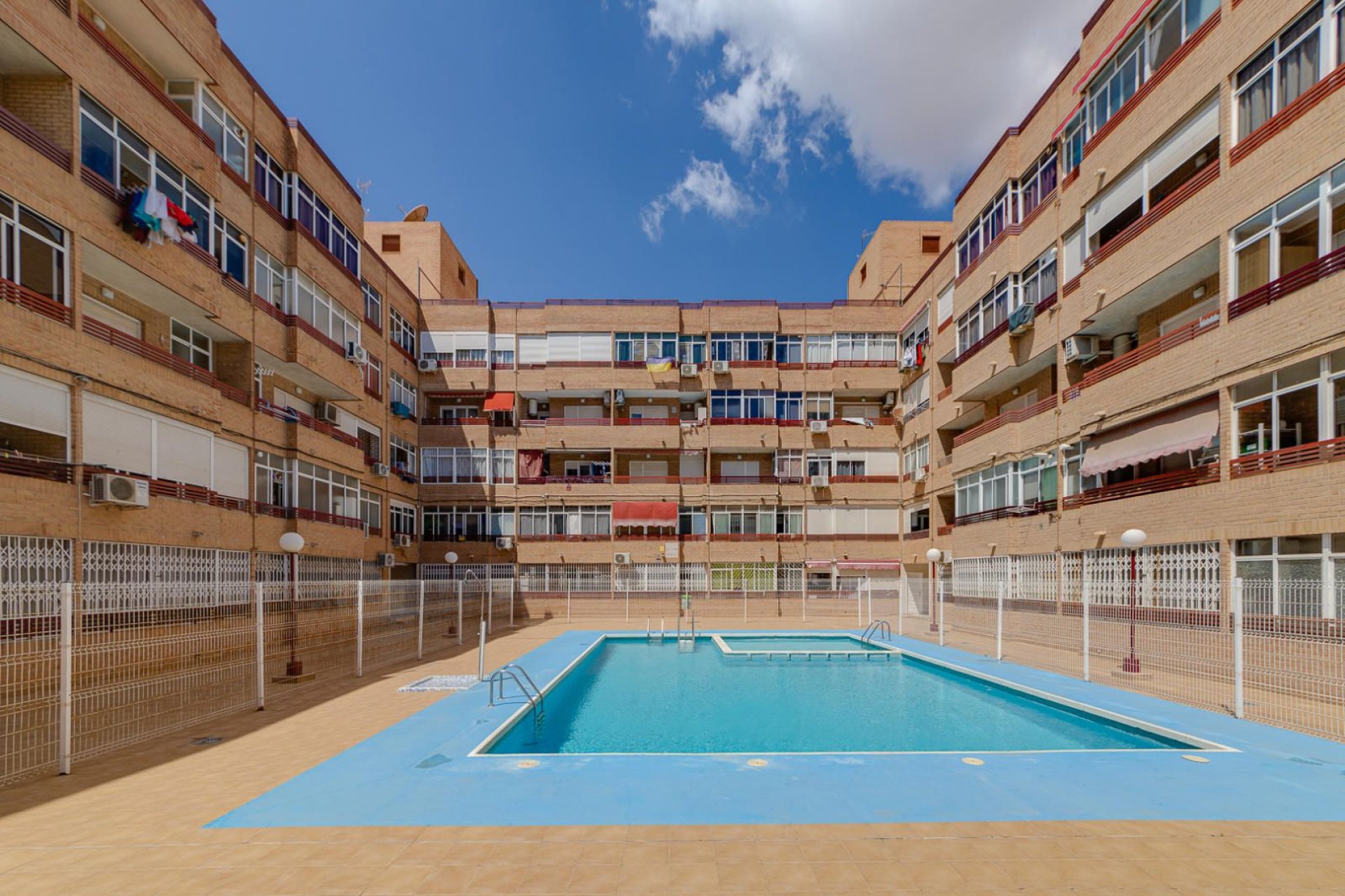 Resale - Apartment / flat -
Torrevieja - El Molino