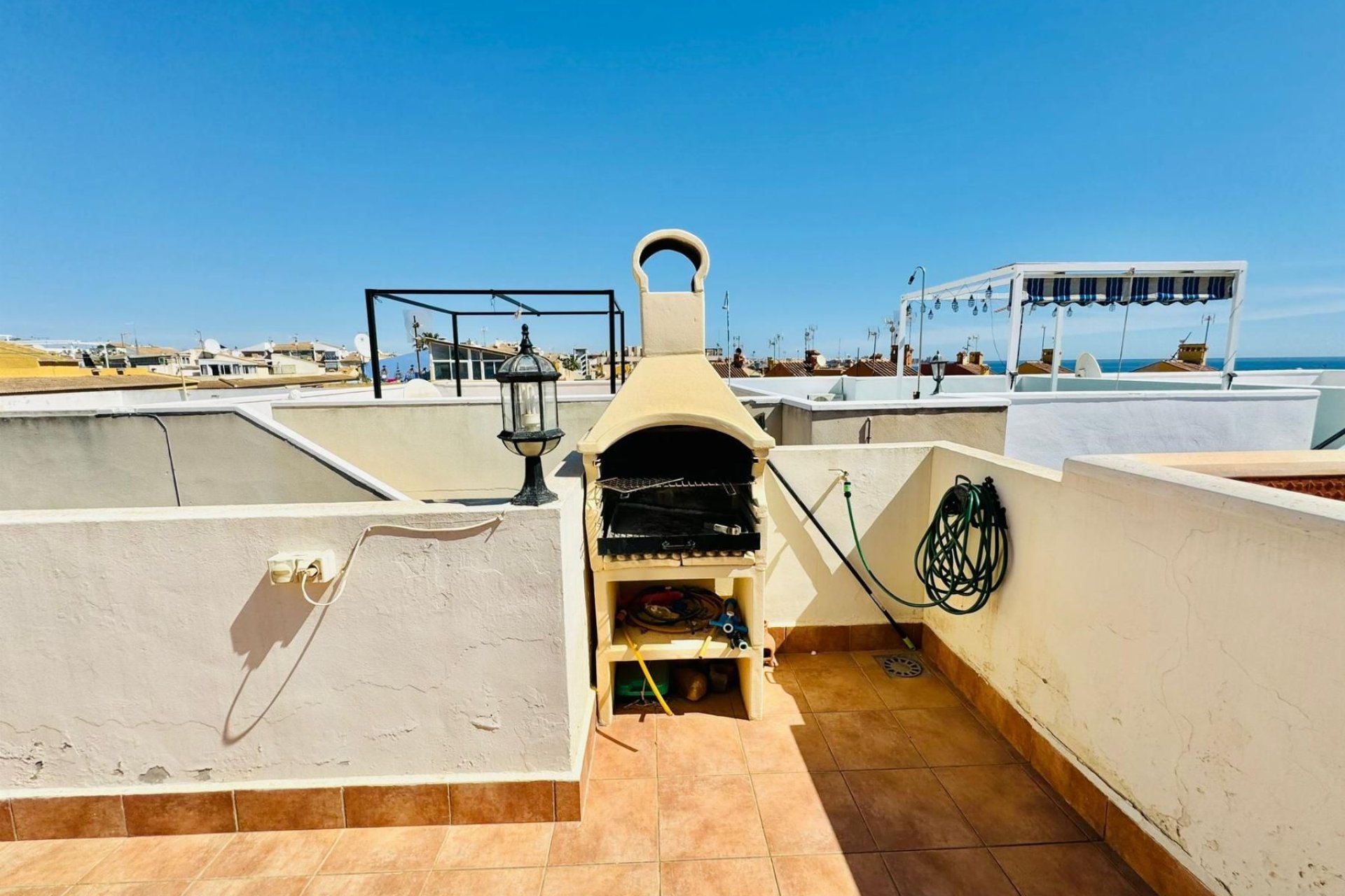 Resale - Apartment / flat -
Torrevieja - Eliseos playa