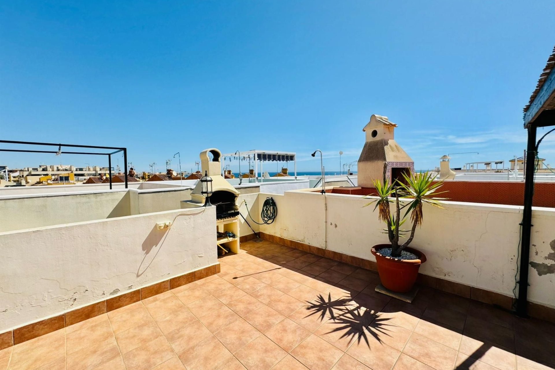 Resale - Apartment / flat -
Torrevieja - Eliseos playa