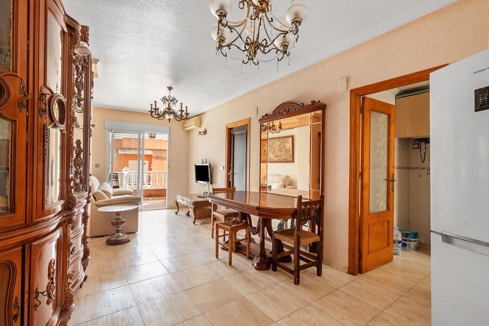 Resale - Apartment / flat -
Torrevieja - Estacion de autobuses