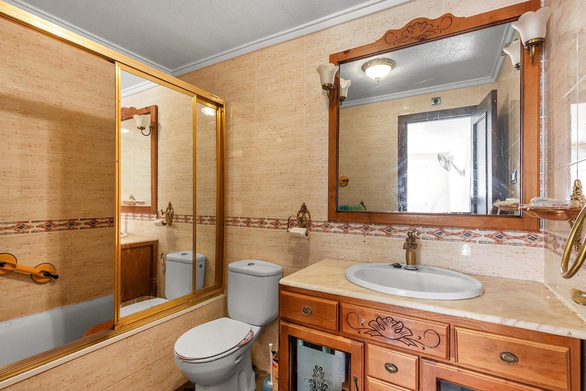 Resale - Apartment / flat -
Torrevieja - Estacion de autobuses