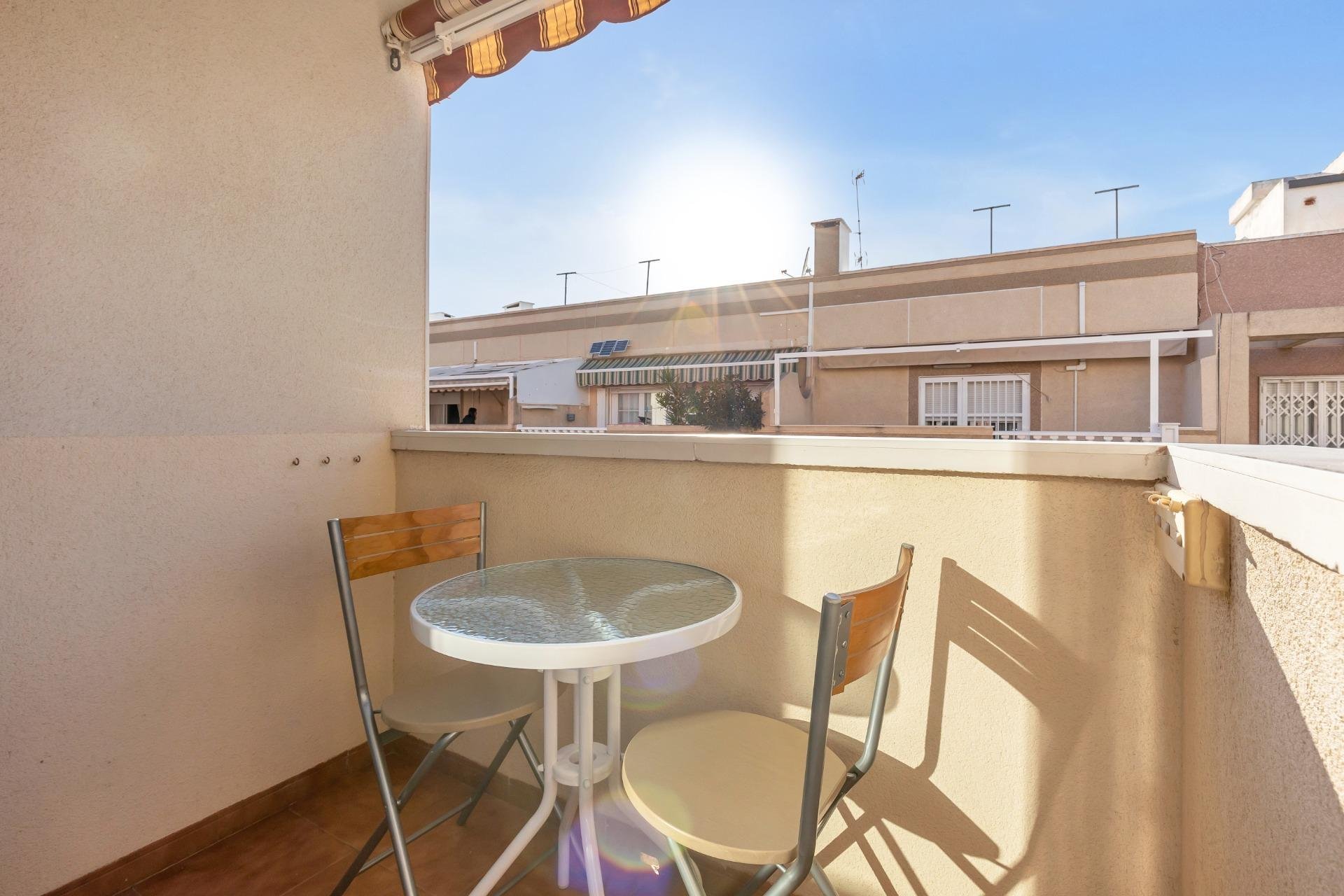 Resale - Apartment / flat -
Torrevieja - Estacion de autobuses