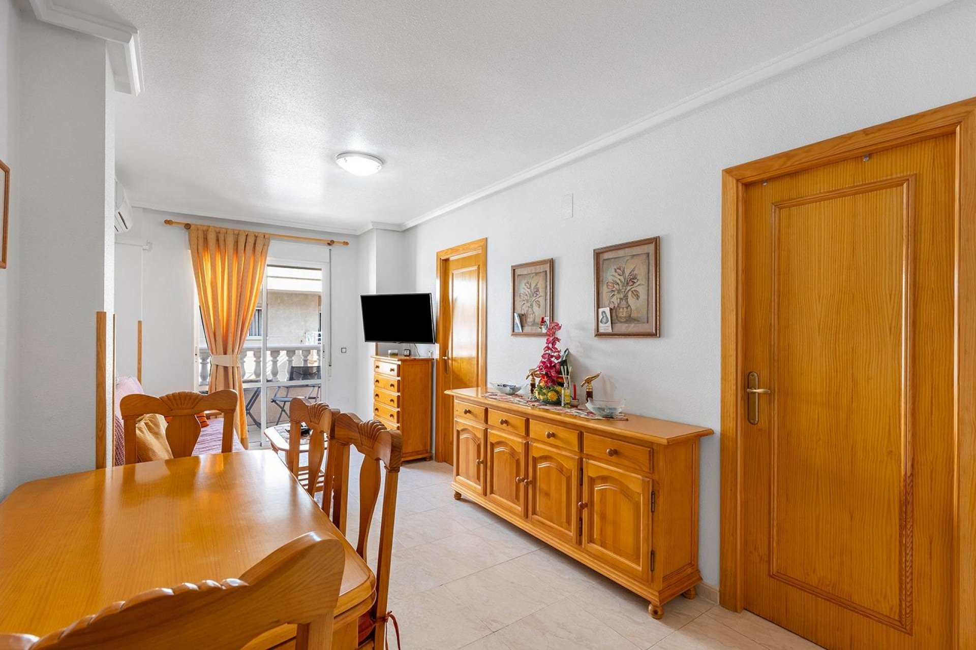 Resale - Apartment / flat -
Torrevieja - Estacion de autobuses