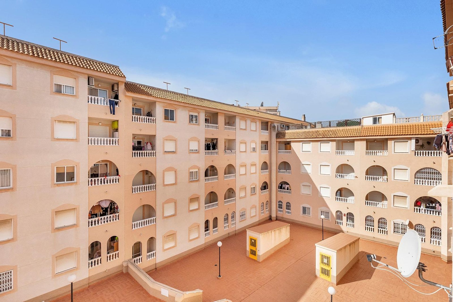 Resale - Apartment / flat -
Torrevieja - Estacion de autobuses