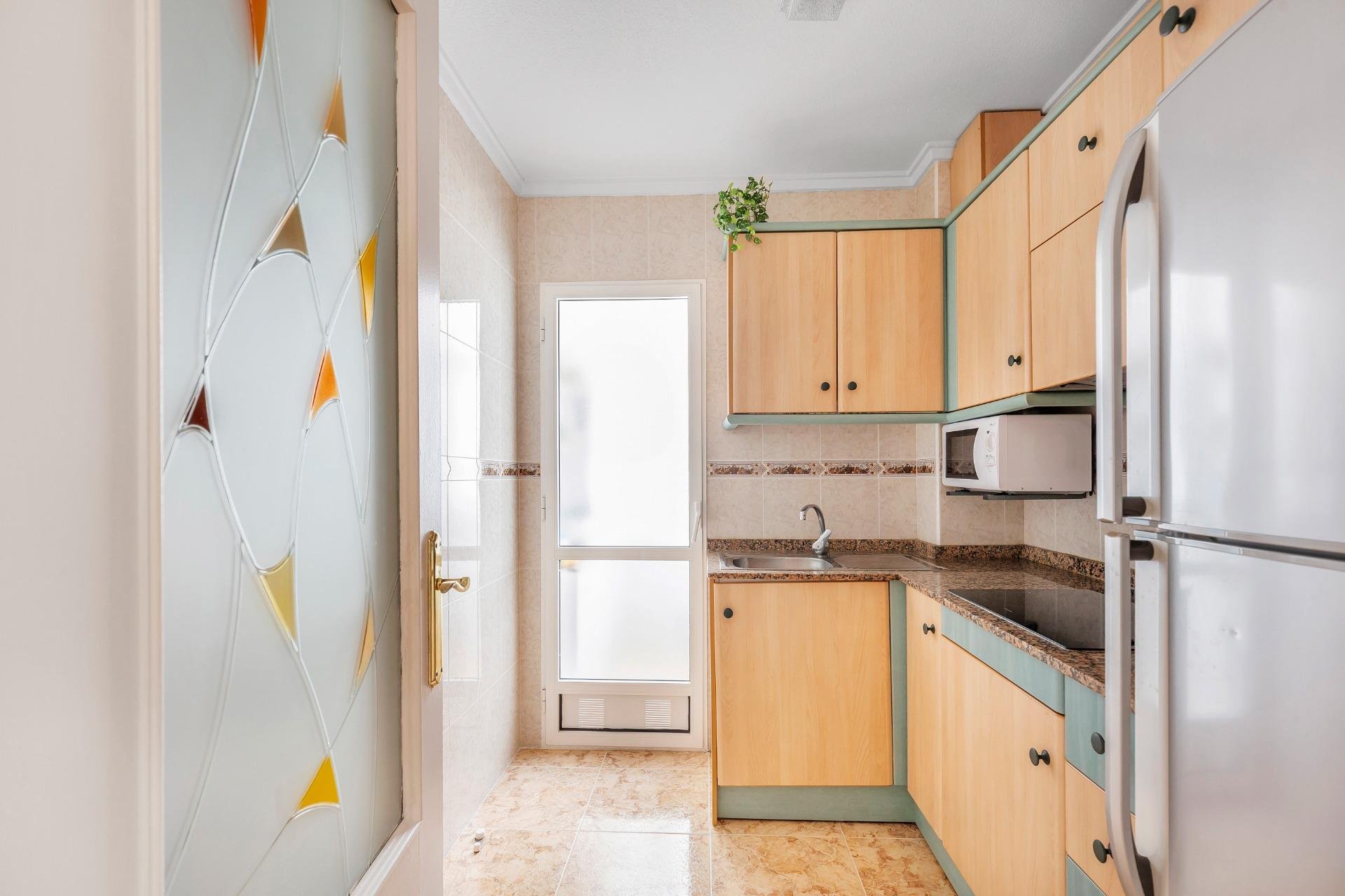 Resale - Apartment / flat -
Torrevieja - Estacion de autobuses