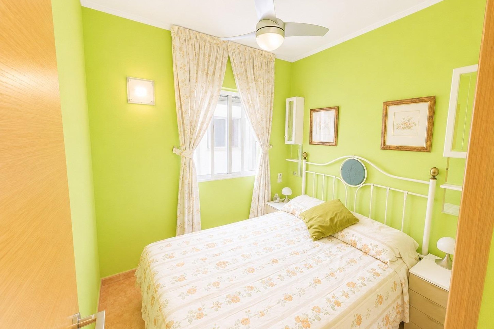 Resale - Apartment / flat -
Torrevieja - Estacion de autobuses